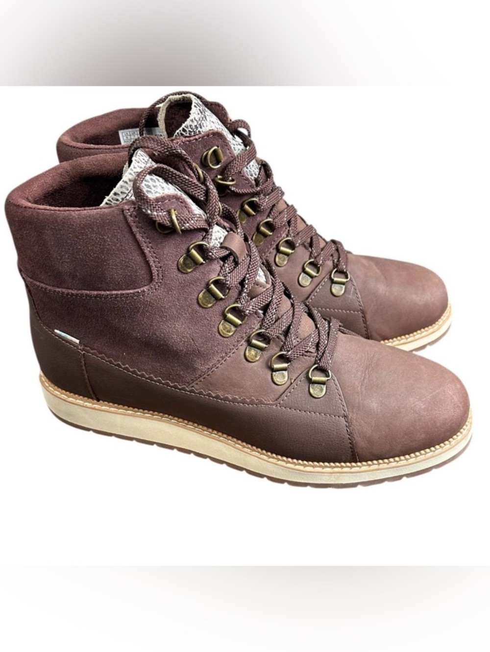 TOMS Women's Mesa Waterproof Ankle Boots in a brown leather and suede finish